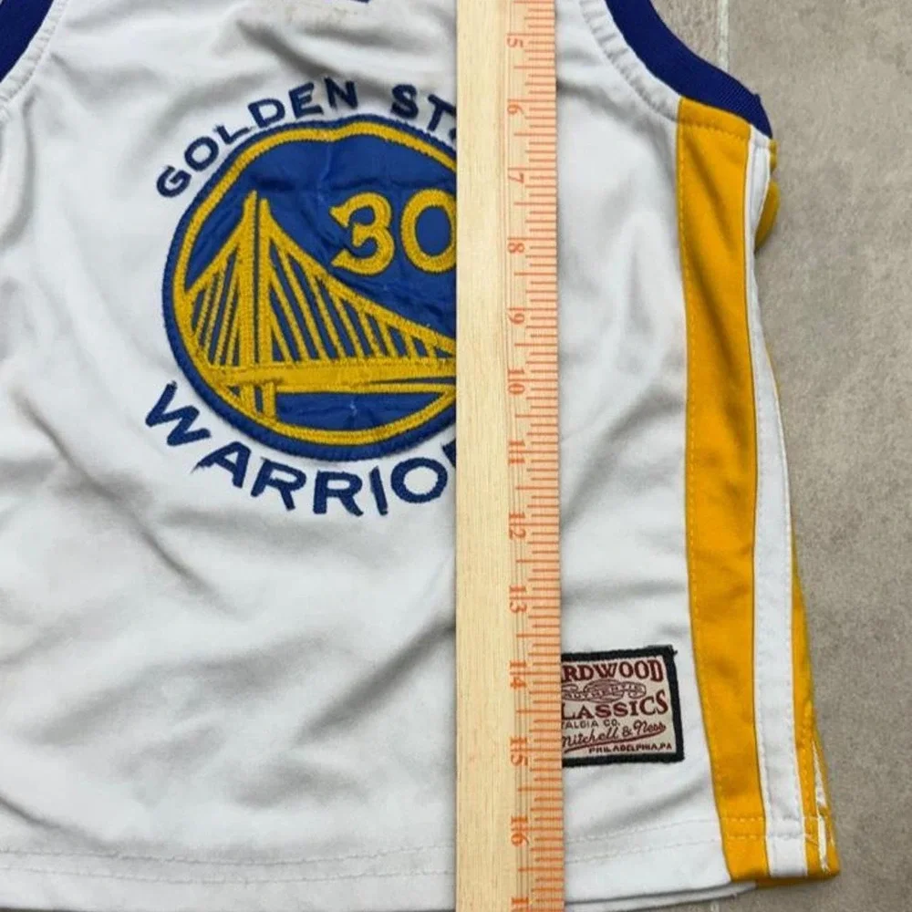 Mitchel & Ness Golden State Warriors Curry Jersey #30 hardwood classics Size 2